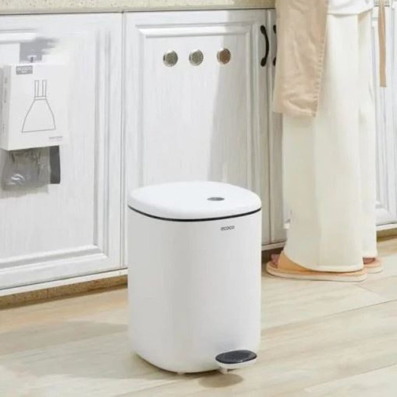 ECOCO Pedal Trash Can, 11L Ecoco Waste Bin - Bachat.pk